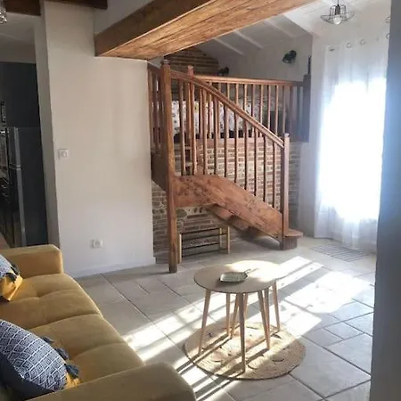 Gite Atypique La Bastilac Garganvillar Extérieur photo